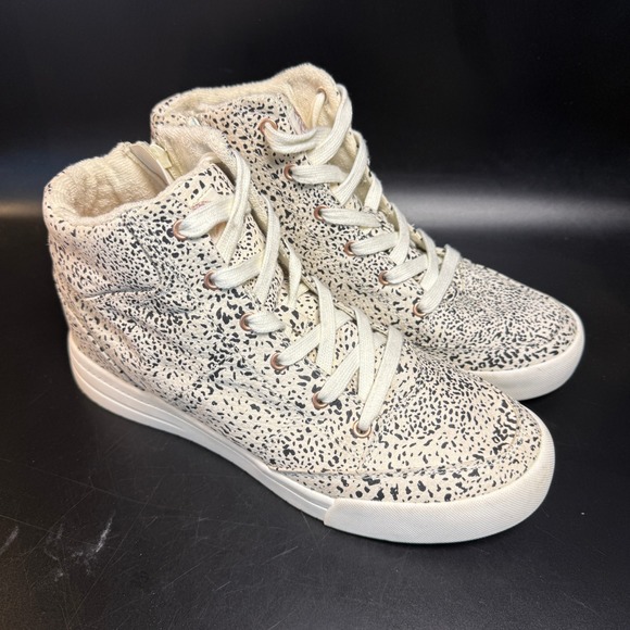 Roxy Womens High Top Sneakers Size 10 Camy U Ivory Black Leopard Print - Picture 1 of 7